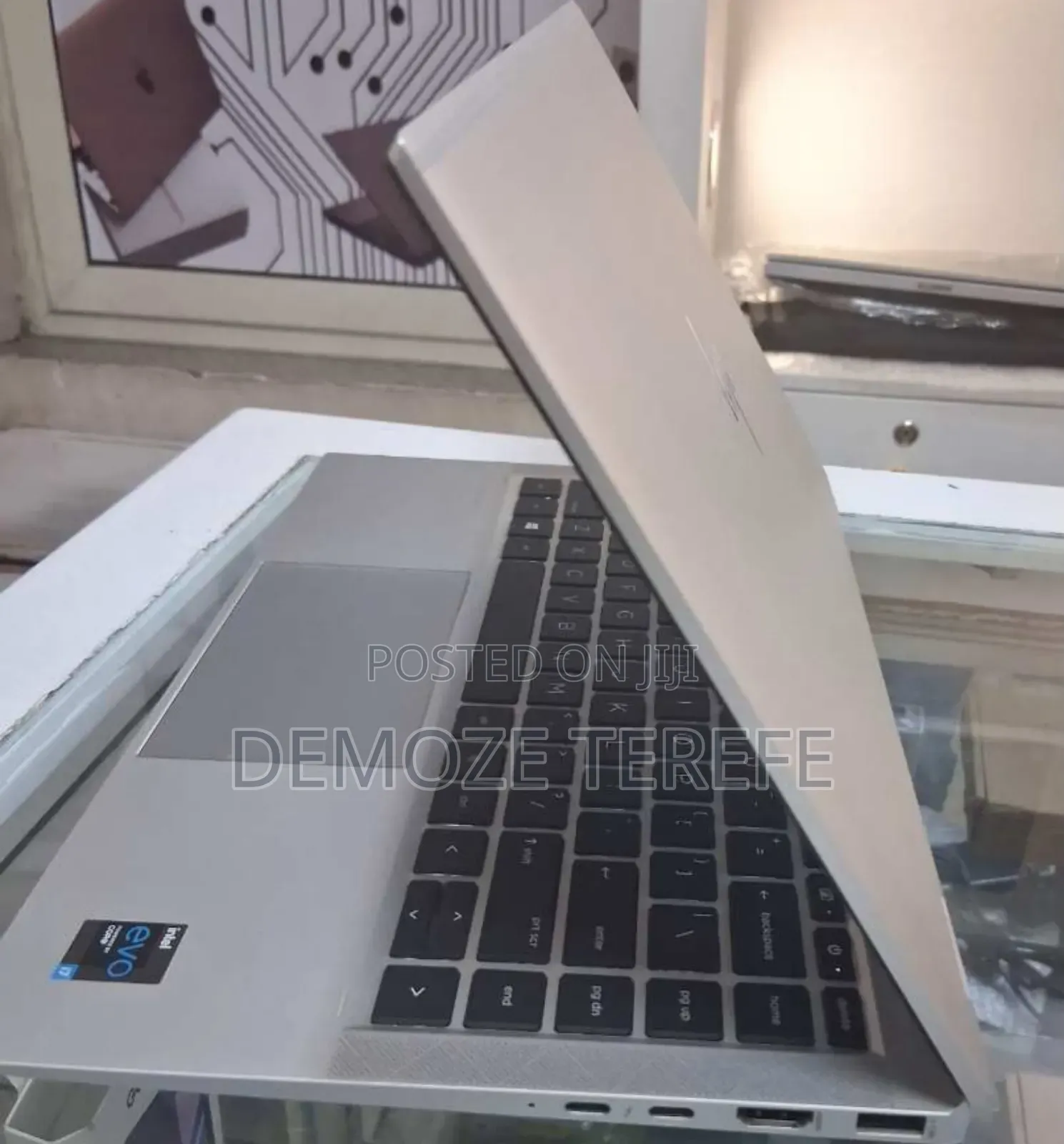 New Laptop HP EliteBook 830 G8 32GB Intel Core i7 SSD 512GB