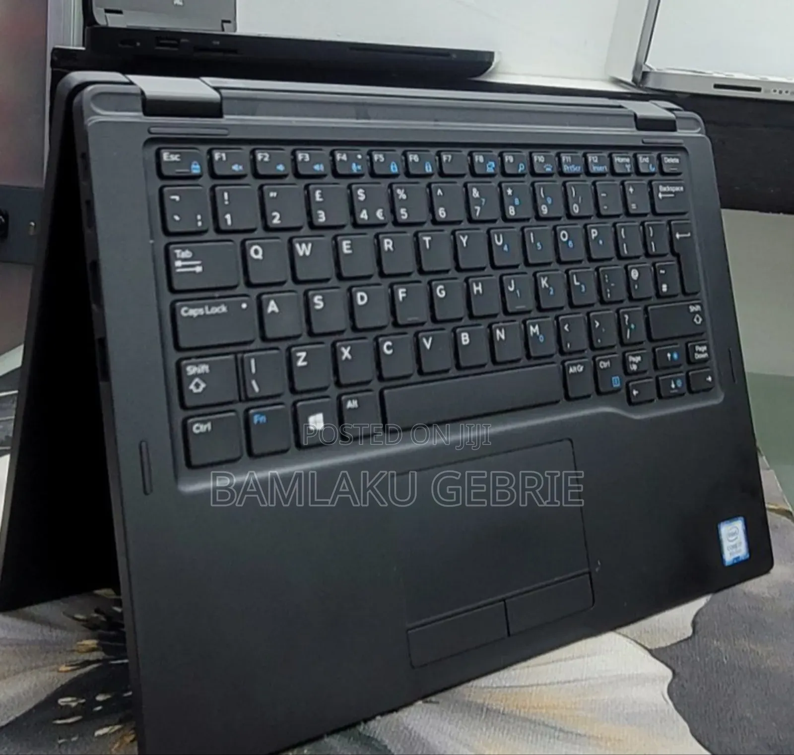 New Laptop Dell Latitude 7390 16GB Intel Core i7 SSD 256GB