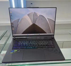 New Laptop Asus ROG Strix G16 G614 16GB Intel Core i7 SSD 1T