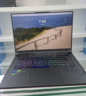 New Laptop Asus ROG Strix G16 G614 16GB Intel Core i7 SSD 1T
