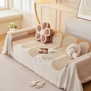 Sofa Cover ውብ እና ማራኪ እይታ የሚፈጥሩ የሶፋ ጨርቆች
