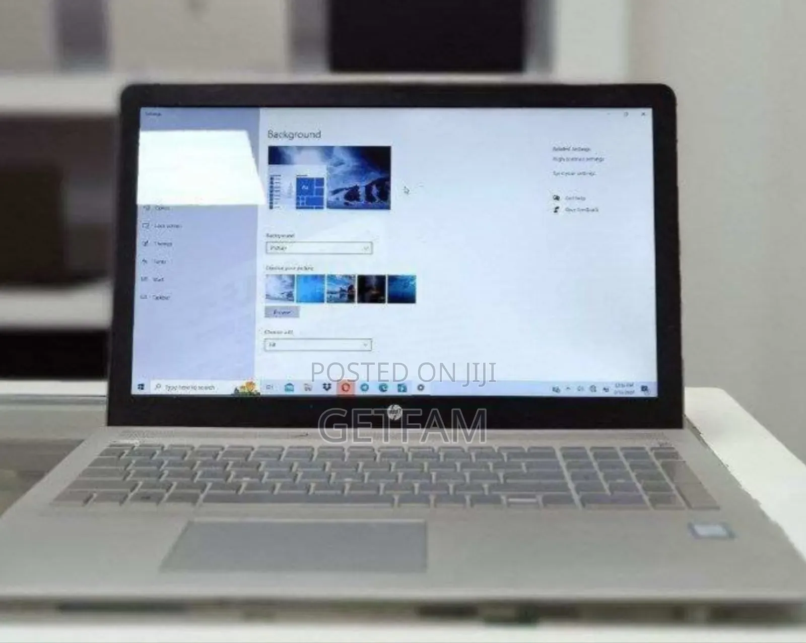 New Laptop HP Pavilion 15 8GB Intel Core i5 SSD 1T