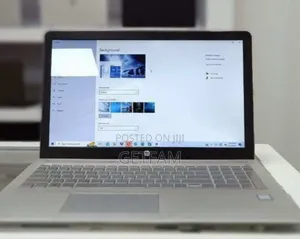 New Laptop HP Pavilion 15 8GB Intel Core i5 SSD 1T