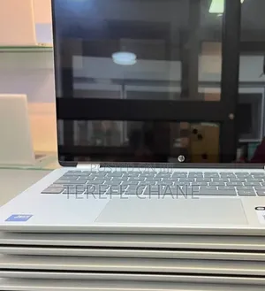 New Laptop HP OmniBook 5 Flip 16GB Intel Core 7 SSD 512GB