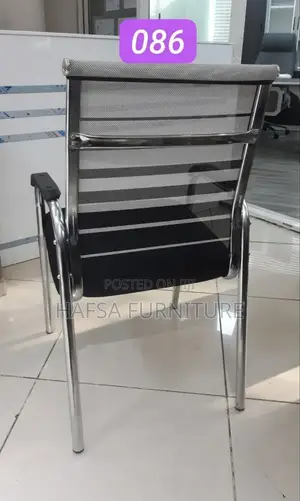 Zebra U Lege Leather Chair