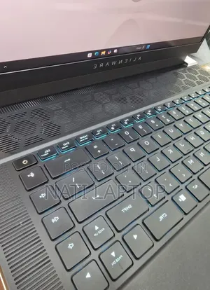 New Laptop Alienware M15 r3 16GB Intel Core Ultra 7 SSD 1T