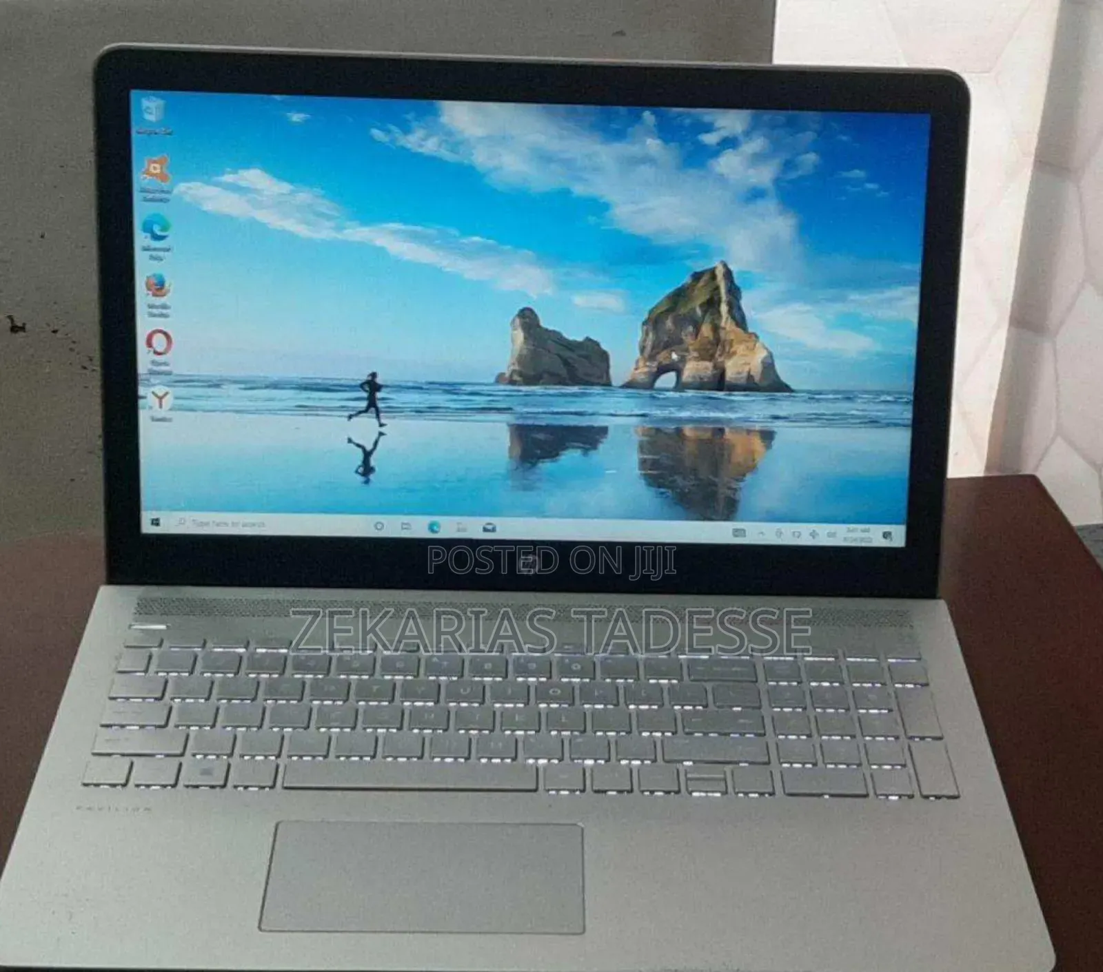 New Laptop HP Pavilion 15 8GB Intel Core i5 HDD 1T