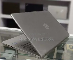 New Laptop HP Pavilion 15 8GB Intel Core i5 HDD 1T