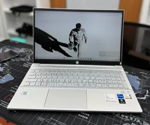 New Laptop HP Pavilion 15 16GB Intel Core i5 SSD 1T