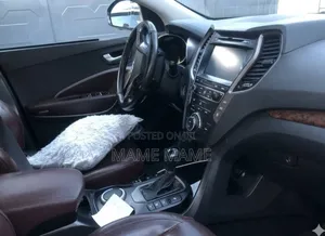 Hyundai Santa Fe 2017 Black