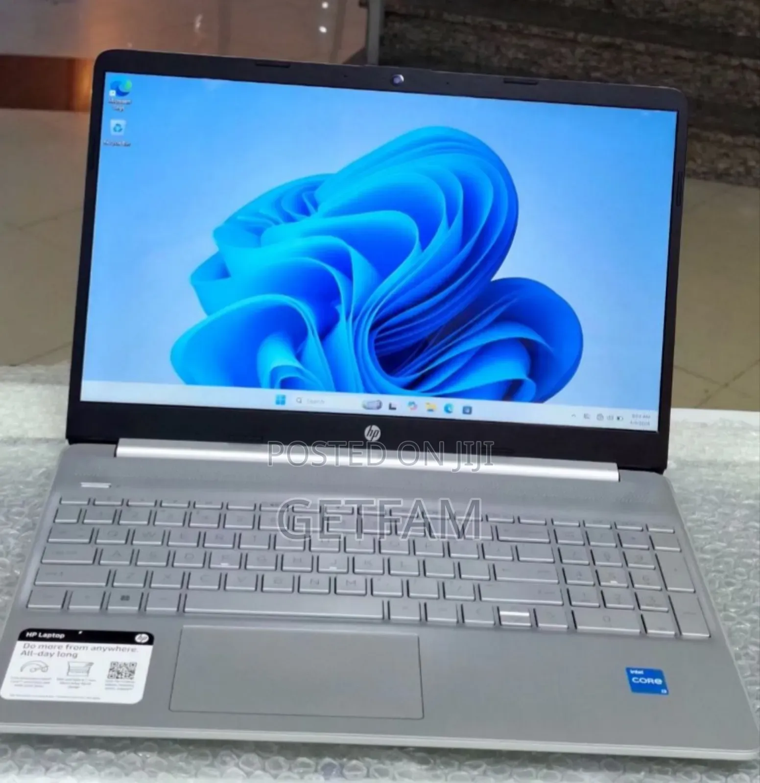 New Laptop HP Stream Notebook 8GB Intel Core i3 SSD 256GB