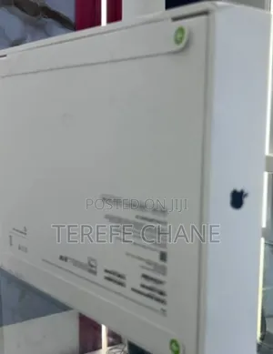 New Apple MacBook Air 2026 M5 13-inch 16GB Intel Core Ultra 9 SSD 512GB