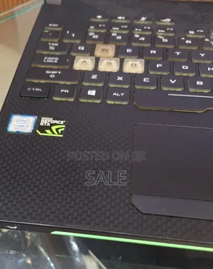 New Laptop Asus ROG Strix G15 16GB Intel Core i7 SSD 1T