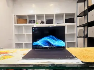 New Laptop HP OmniBook 5 16" 16GB Intel Core Ultra 7 SSD 1T