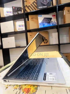 New Laptop HP OmniBook 5 16" 16GB Intel Core Ultra 7 SSD 1T