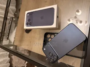 New Apple iPhone 17 Pro Max 256 GB Blue