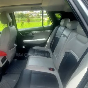 Mitsubishi Airtrek 135 kW FWD 2023 Silver