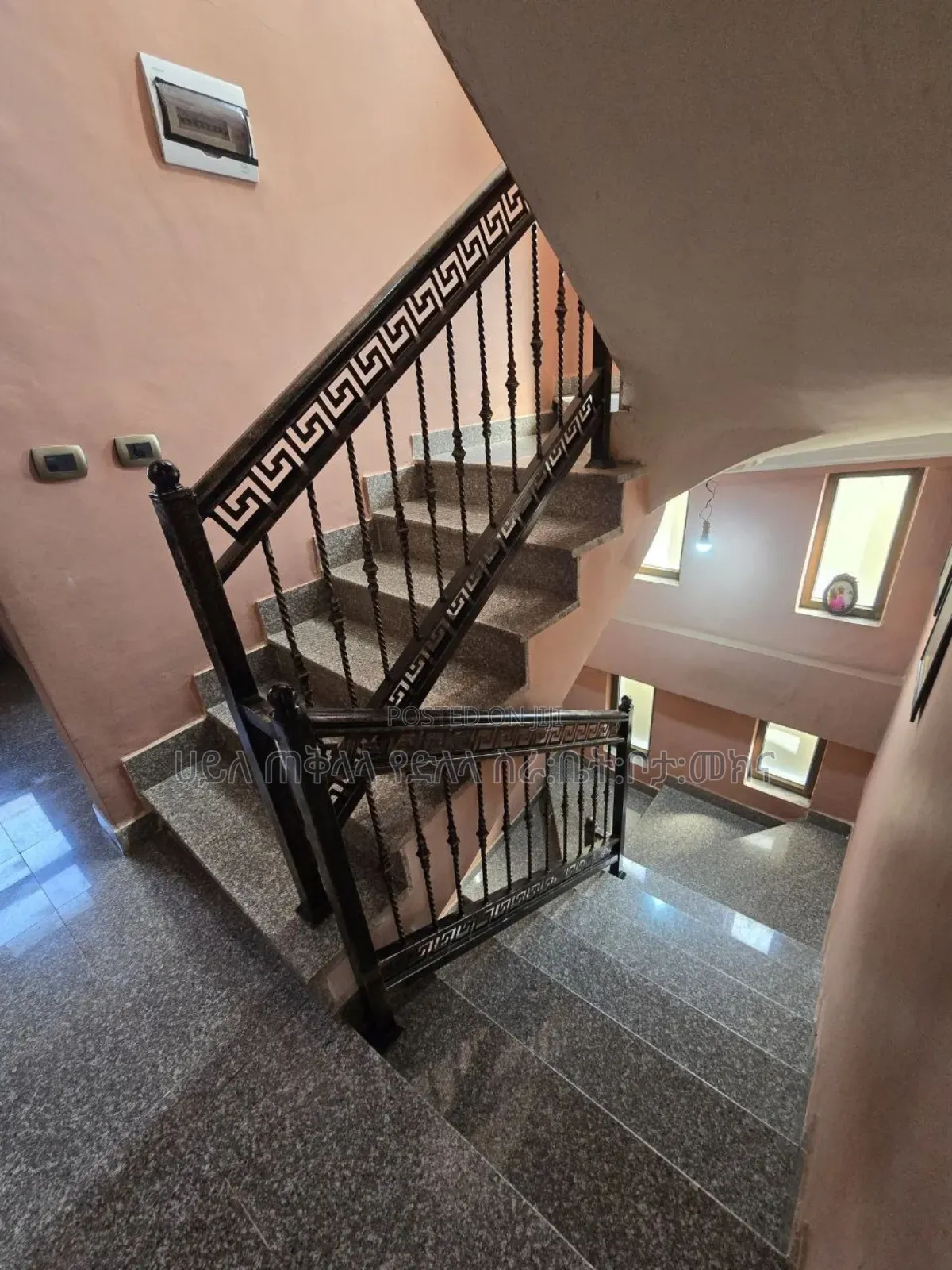 Furnished 6bdrm Townhouse/Terrace in Legetafo Area, Oromia-Finfinne