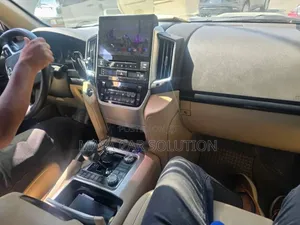 Toyota Land Cruiser 2016 Black