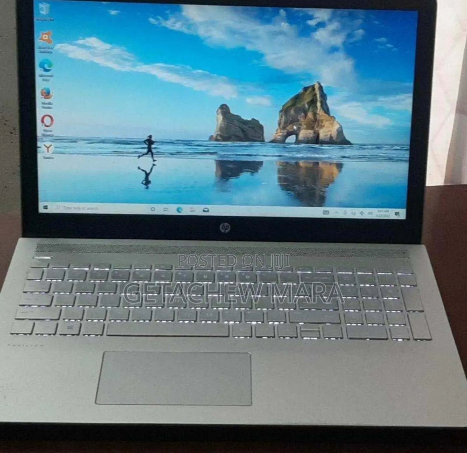 New Laptop HP Pavilion 15 8GB Intel Core i5 SSD 1T