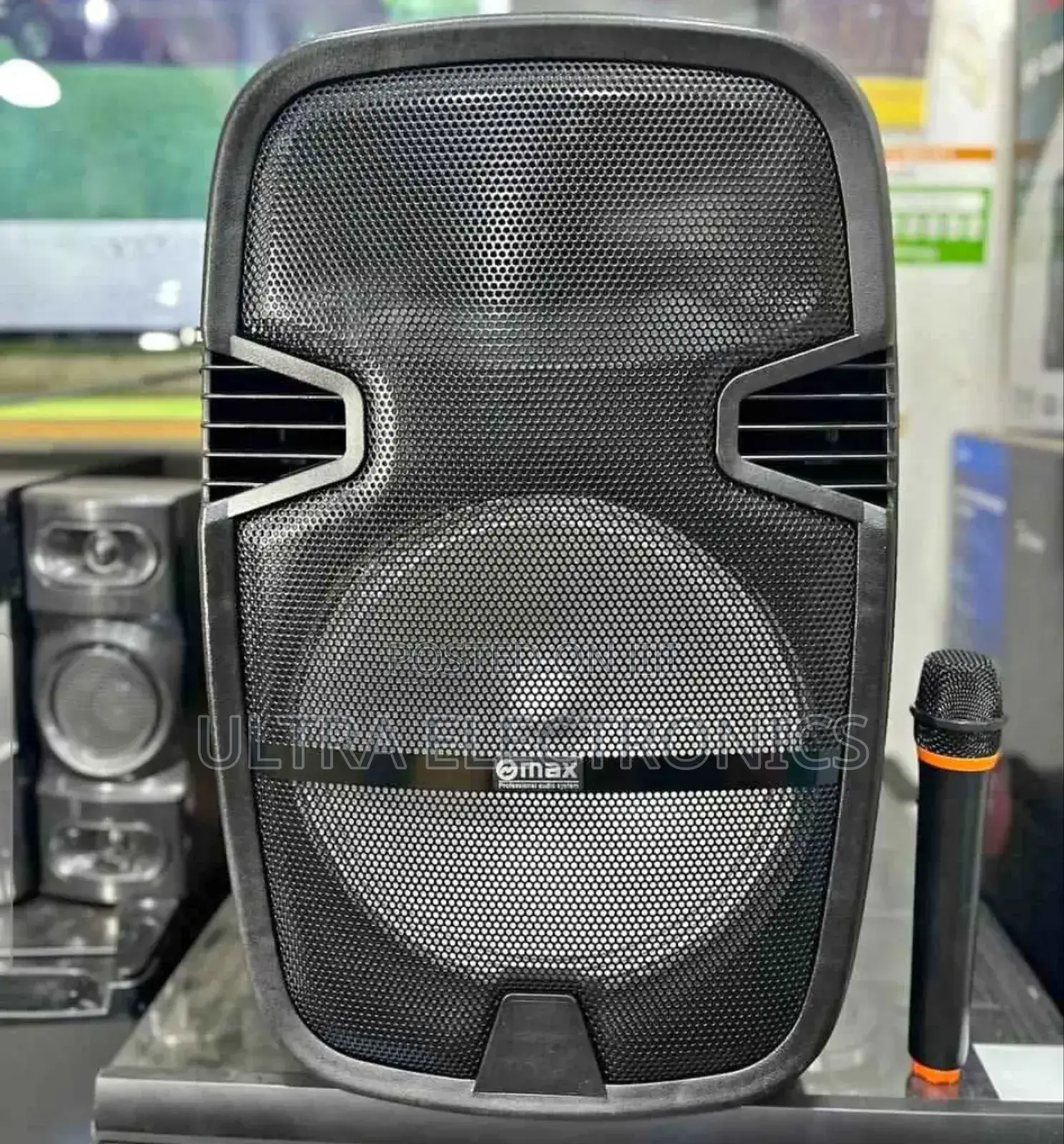 Speaker Portable Pa Speaker System, Likely A 12-inch Model, Complete