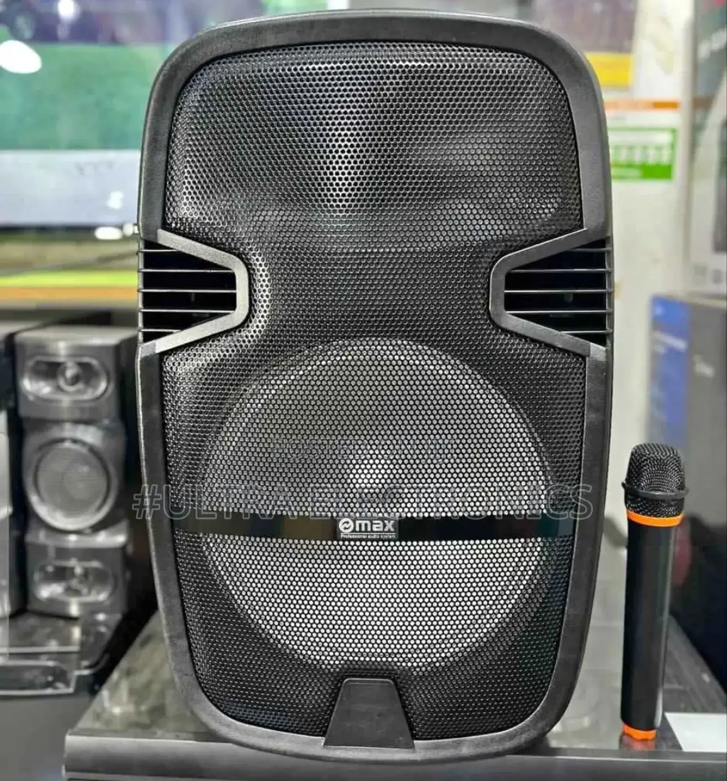 Speaker Portable Pa Speaker System, Likely A 12-inch Model, Complete