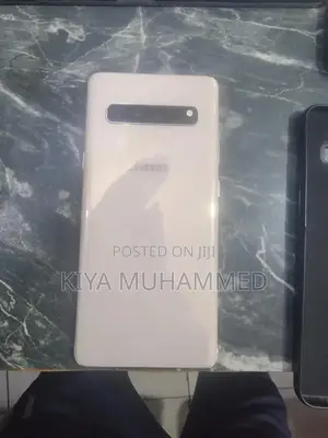 New Samsung Galaxy S10 5G 256 GB White