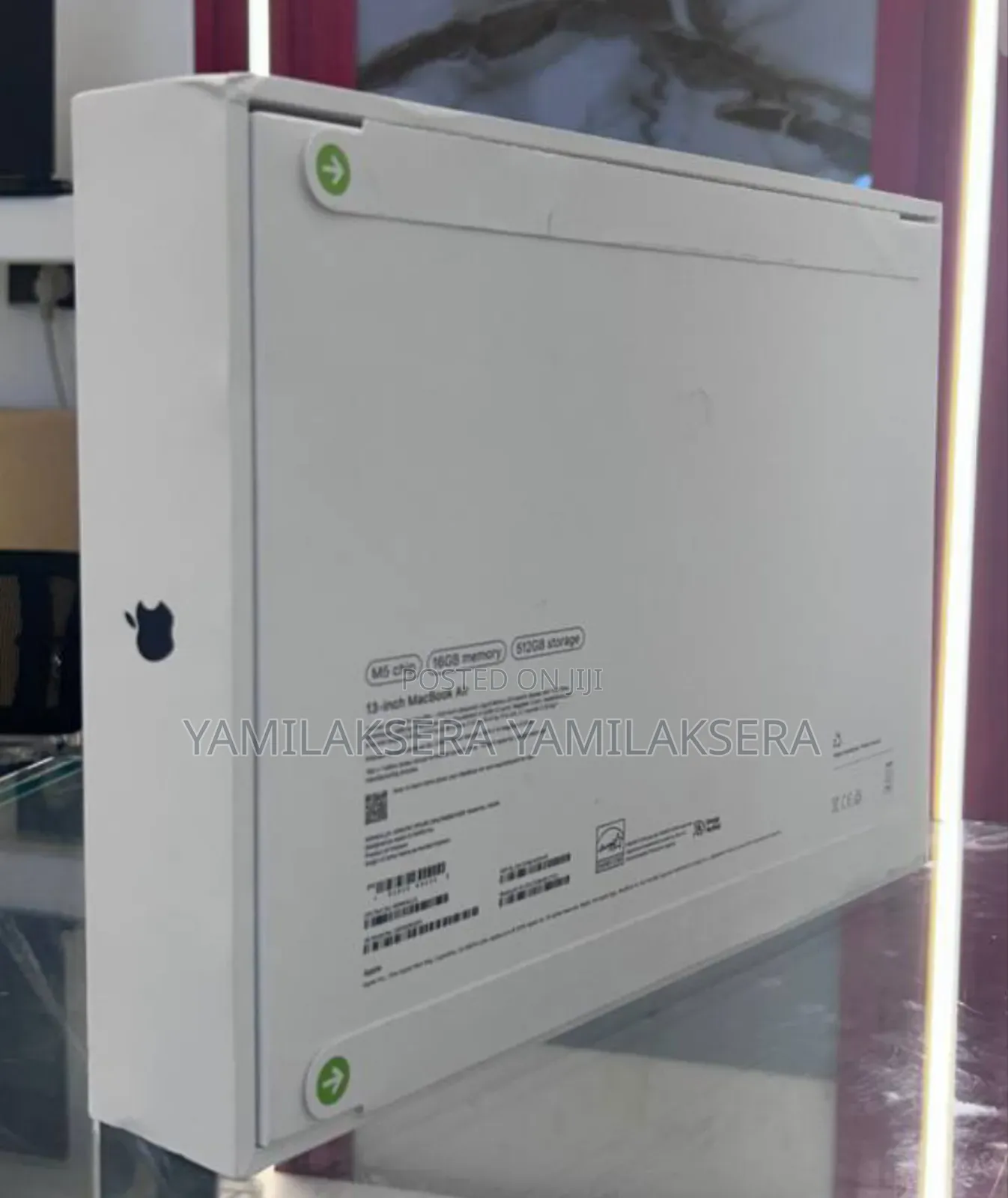 New Laptop Apple MacBook Air 2025 M4 13-inch 16GB Apple M4 SSD 512GB