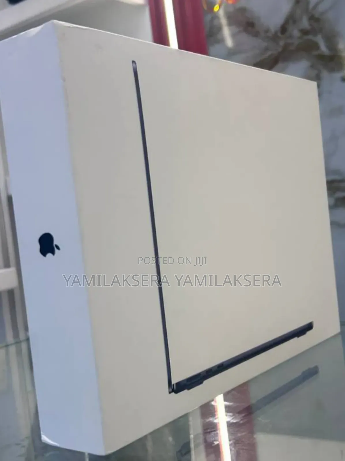 New Laptop Apple MacBook Air 2025 M4 13-inch 16GB Apple M4 SSD 512GB