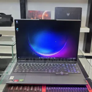 New Laptop Lenovo Legion 5 32GB AMD Ryzen 9 SSD 1T