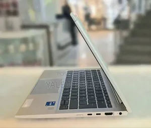 New Laptop HP EliteBook 830 G8 16GB Intel Core i5 SSD 512GB
