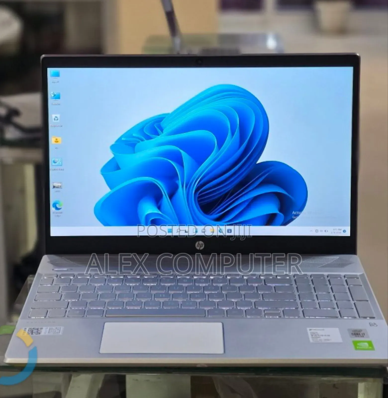 New Laptop HP Pavilion 15 16GB Intel Core i7 SSD 512GB