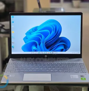 New Laptop HP Pavilion 15 16GB Intel Core i7 SSD 512GB
