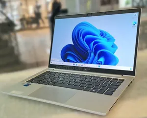 New Laptop HP EliteBook 830 G8 16GB Intel Core i5 SSD 512GB