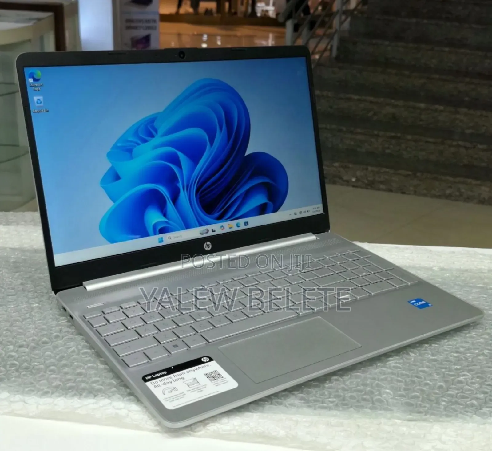 New Laptop HP Stream Notebook 8GB Intel Core i3 SSD 256GB