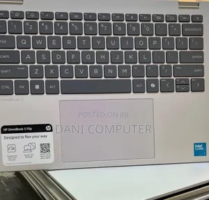 New Laptop HP OmniBook 5 14" 16GB Intel Core 7 SSD 512GB