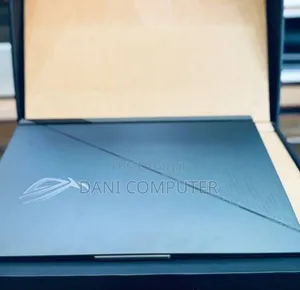 New Laptop Asus G71G 16GB Intel Core i9 SSD 1T