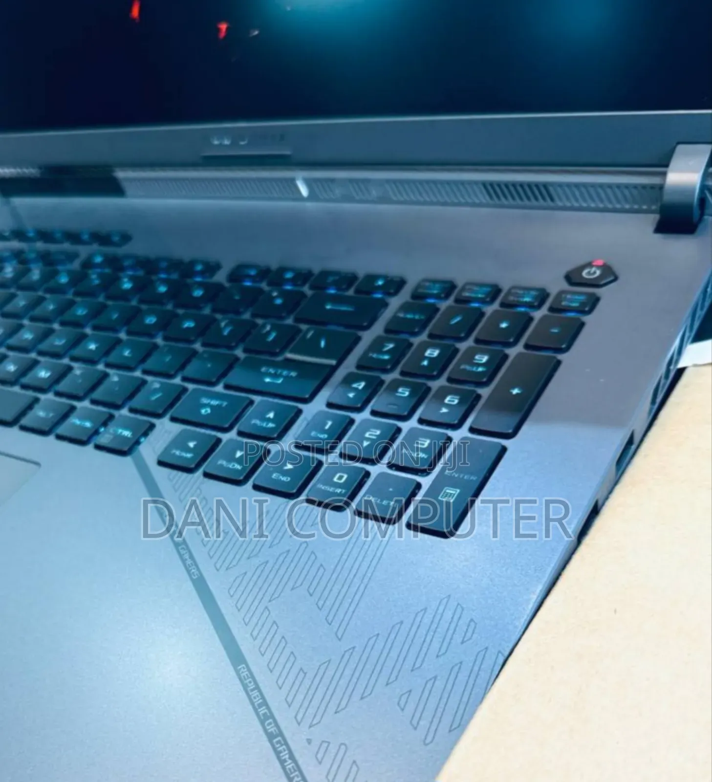 New Laptop Asus G71G 16GB Intel Core i9 SSD 1T