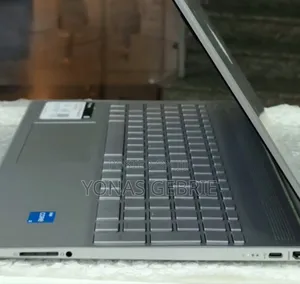New Laptop HP Stream Notebook 8GB Intel Core i3 SSD 256GB