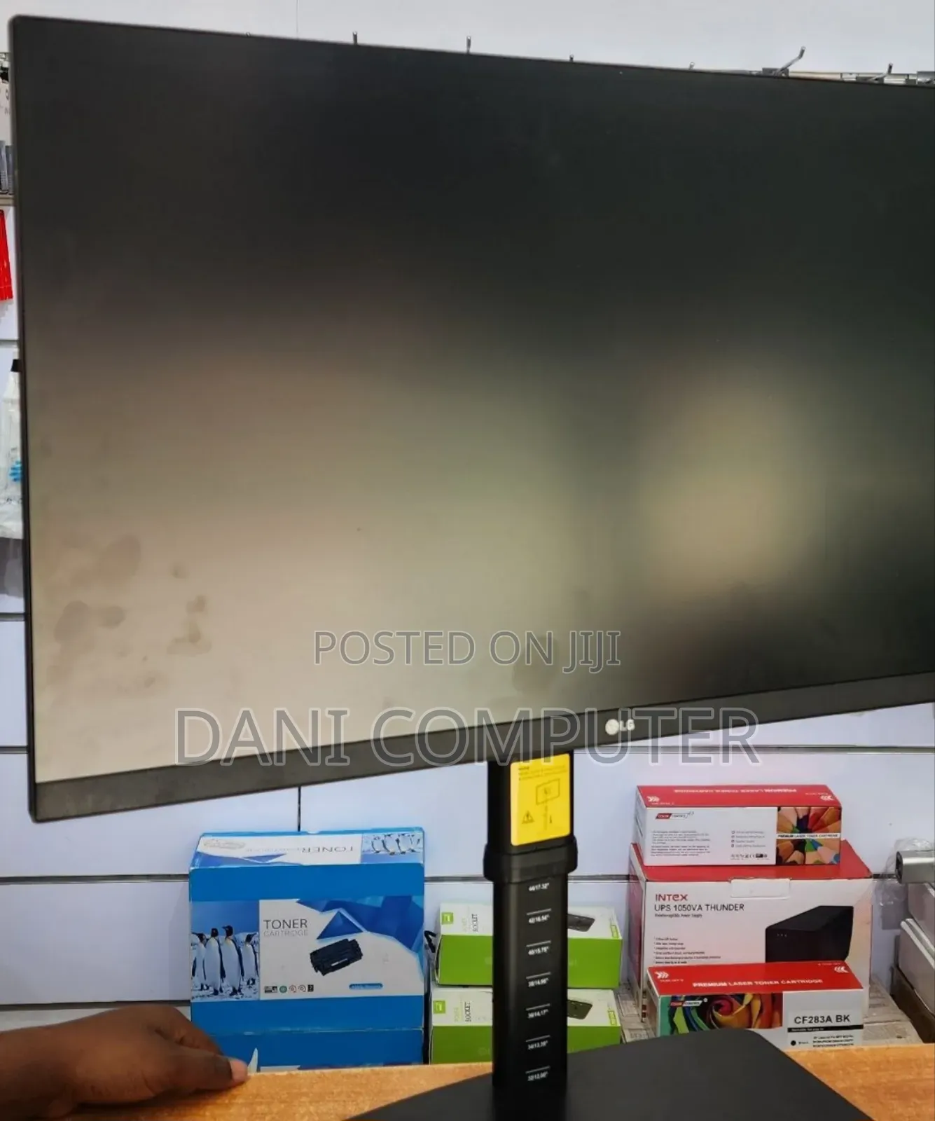 Lg Monitor 27 Inch Screen Size 180° Rotation Resolution Price