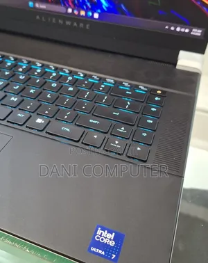 New Laptop Alienware M15 r3 16GB Intel Core Ultra 7 SSD 1T
