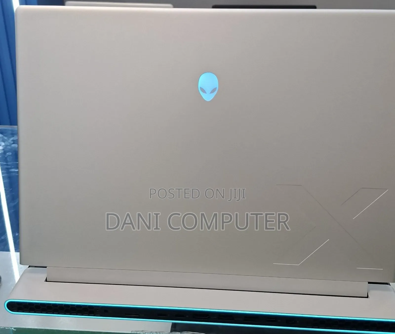 New Laptop Alienware M15 r3 16GB Intel Core Ultra 7 SSD 1T