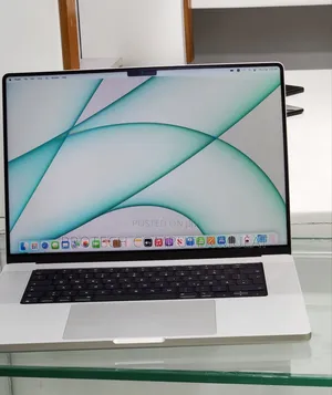 New Laptop Apple MacBook Pro M1 16GB Apple M1 Pro SSD 512GB