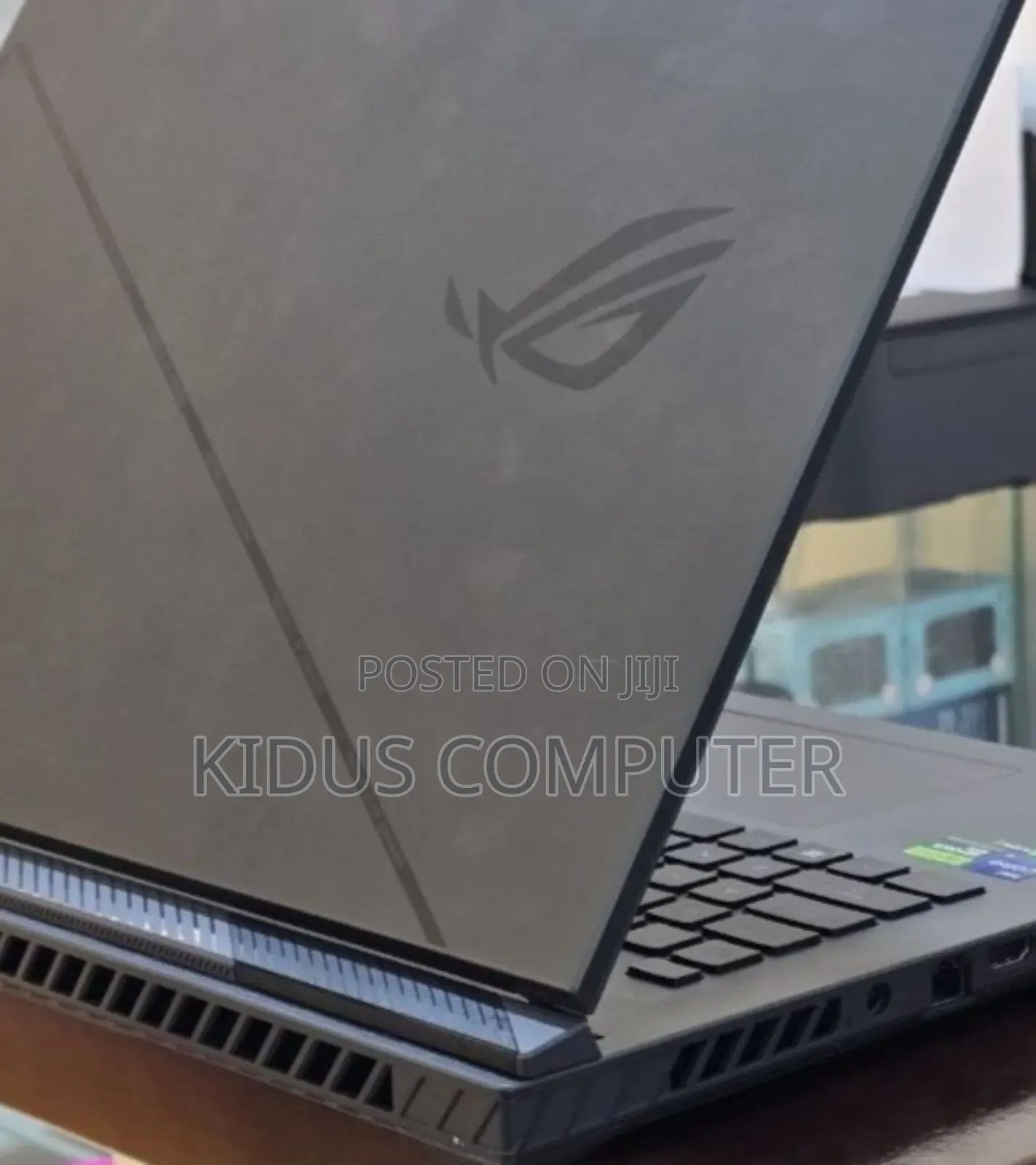 New Laptop Asus ROG Strix G15 16GB Intel Core i9 SSD 1T
