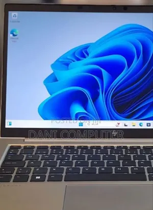 New Laptop HP EliteBook 830 G8 16GB Intel Core i5 SSD 512GB