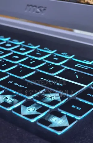 New Laptop MSI 16GB Intel Core i5 SSD 512GB