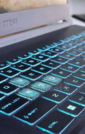 New Laptop MSI 16GB Intel Core i5 SSD 512GB