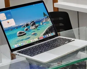 New Laptop Apple MacBook Pro 2021 M1 16GB Apple M1 SSD 256GB