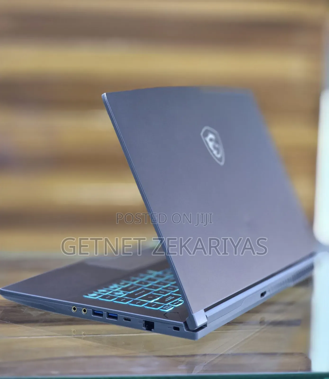 New Laptop MSI CR460 16GB Intel Core i5 SSD 512GB