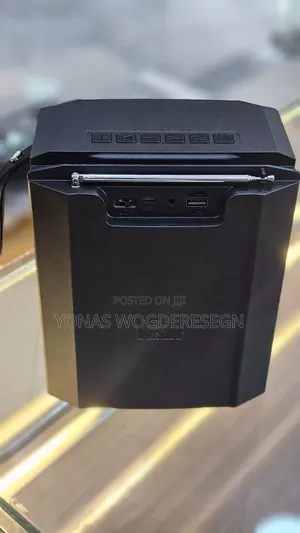 Boom Best Speaker And Fm